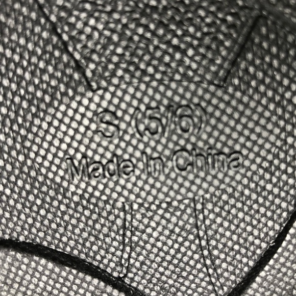 XOXO Black Cable Knit and White Faux Fur Mule Style Slippers Loungewear Sz S 5-6 - Picture 7 of 10